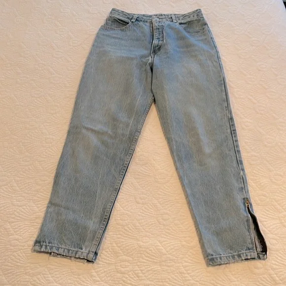 Vintage Guess Jeans, light blue wash - Picture 7 of 9